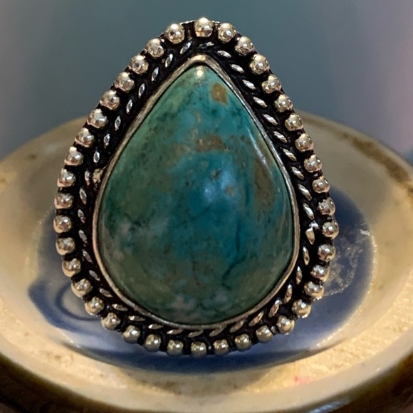 Genuine Howlite silver ring. Size 4 - Picture 9 of 9